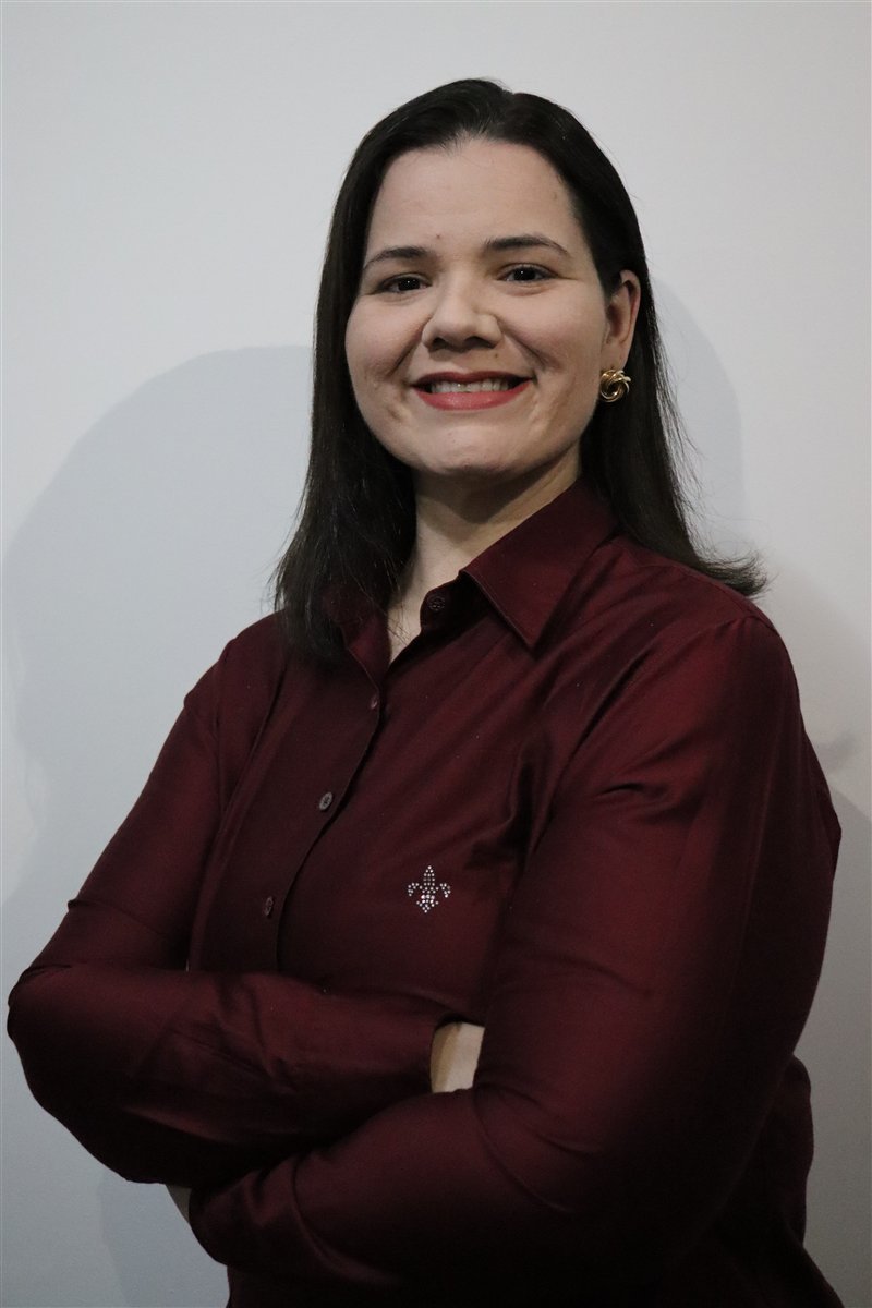 Professora Clarissa Vergara